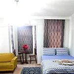 Xalila Studio Room